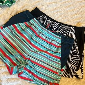 North Face girls sport shorts size 14/16